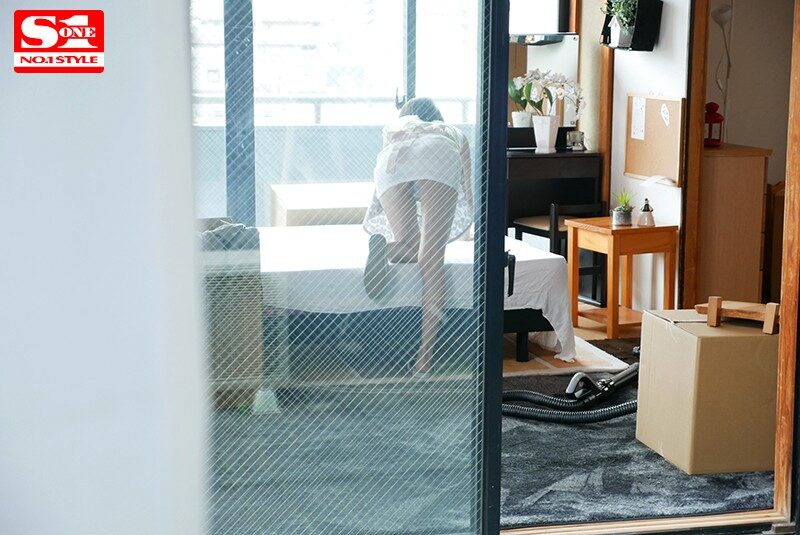 向かいに越してきた隣人妻の絶倫セックスに溺れた僕 葵つかさ